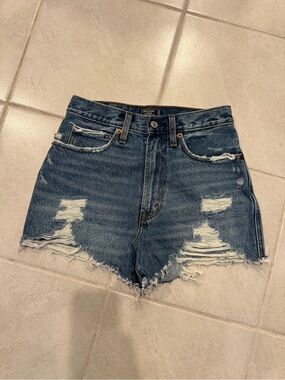 Abercrombie & Fitch Distressed Denim Shorts 25